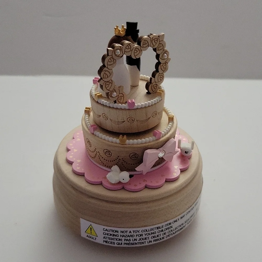 NIB Papyrus Musical Rotating Bride & Groom Cake Topper Music Box